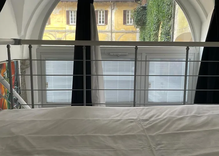 L'arco Del Convento Комо